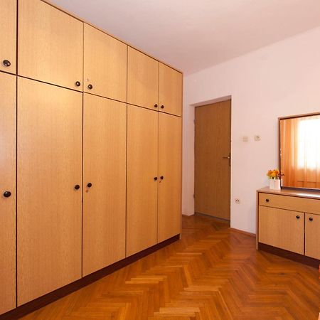 Apartmani Darinka Baška Voda Exterior foto