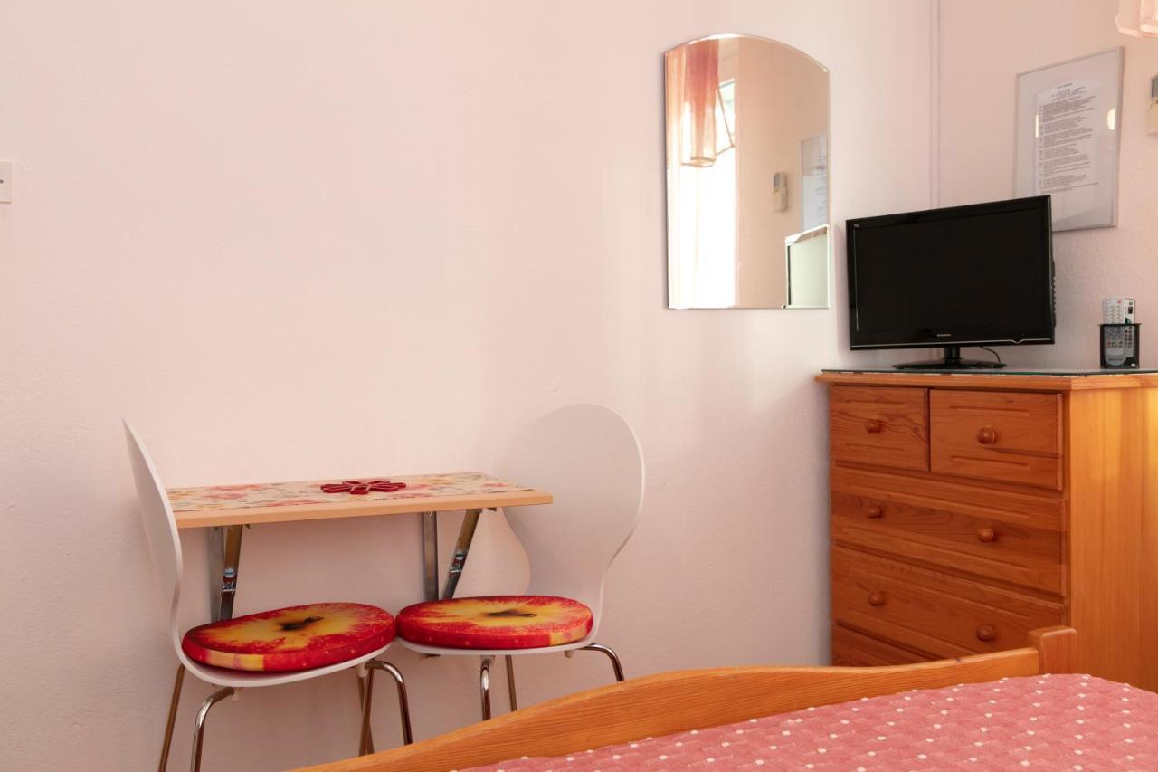 Apartmani Darinka Baška Voda Exterior foto